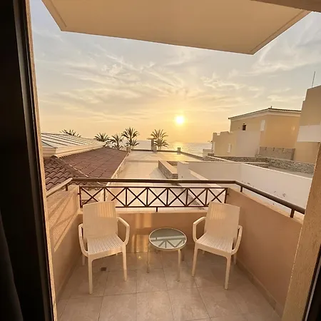 Appartement Direkt Am - Balkon, Meerblick & Pool! Klorakas